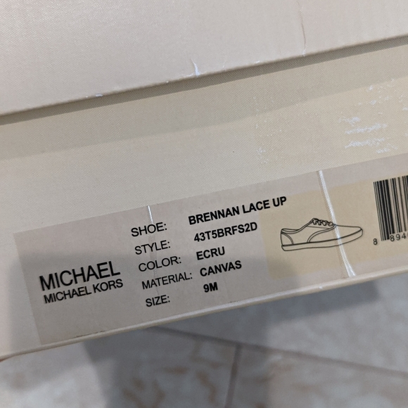 Michael Kors Brennan Lace Up Canvas Sneakers 9M - Picture 7 of 7